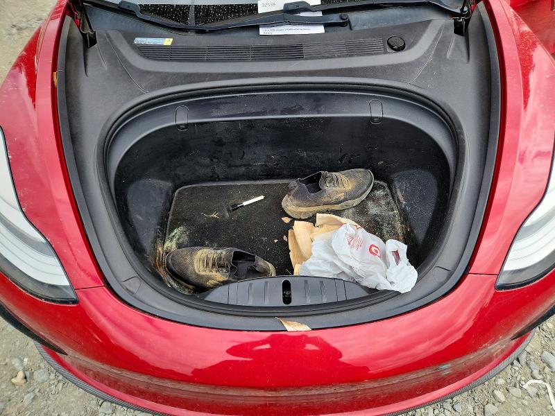 صورة رقم 11 من المزاد - 2018 TESLA MODEL 3 مع VIN 5YJ3E1EA0JF031161