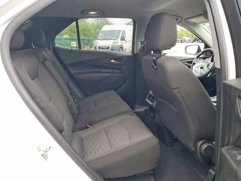 Photo 11 from auction – 2018 CHEVROLET EQUINOX with VIN 2GNAXJEV2J6352295