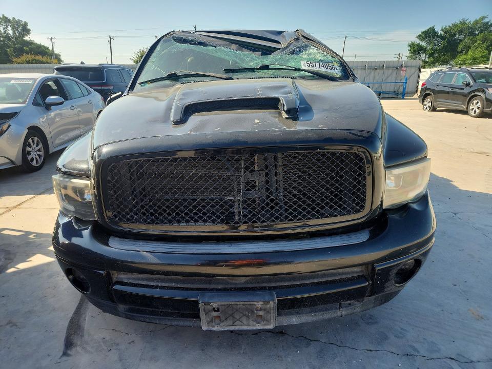 Foto 5 de la subasta – 2004 DODGE RAM 1500 con VIN 1D7HA18D24J151084
