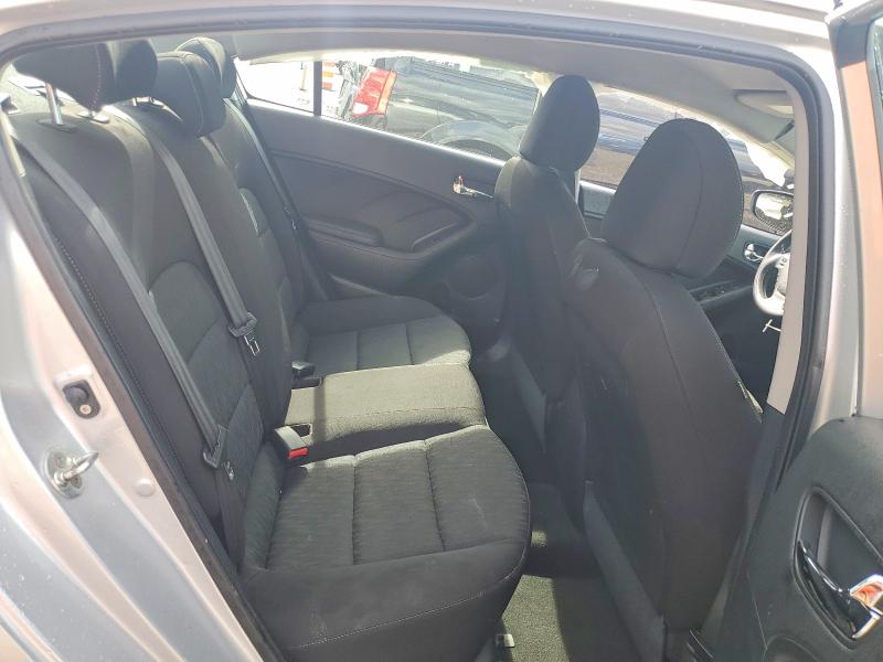 Photo 10 from auction – 2016 KIA FORTE with VIN KNAFK4A64G5610279