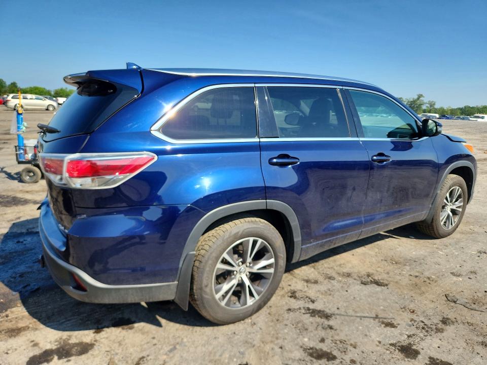 Photo 3 from auction – 2016 TOYOTA HIGHLANDER with VIN 5TDJKRFH9GS300014
