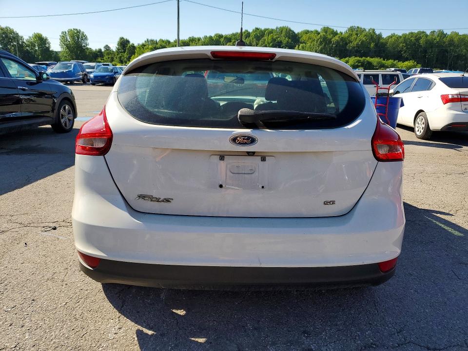 Photo 6 from auction – 2015 FORD FOCUS with VIN 1FADP3K20FL249361