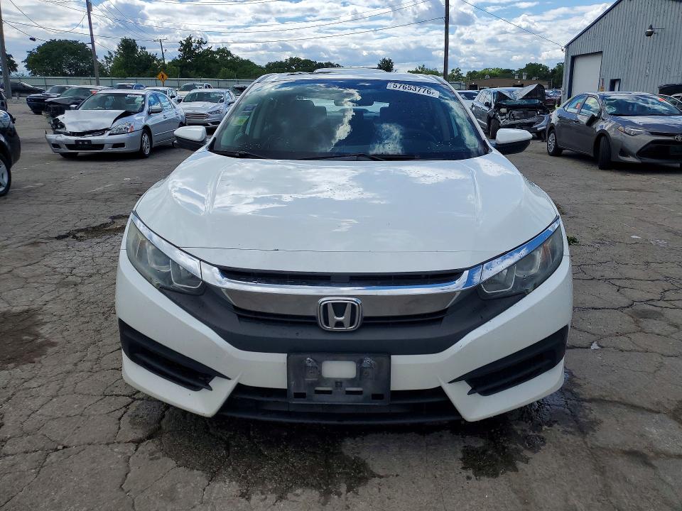 Photo 5 from auction – 2018 HONDA CIVIC with VIN 19XFC2F76JE034048