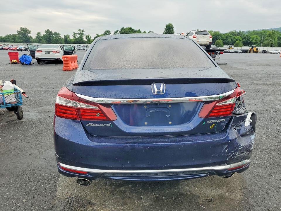 Photo 6 from auction – 2016 HONDA ACCORD with VIN 1HGCR2F56GA152226