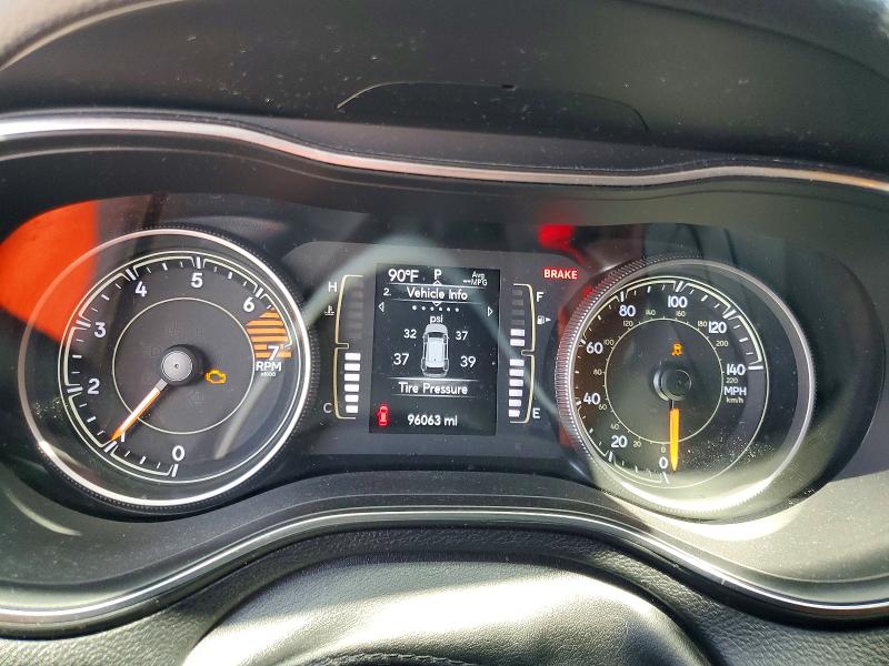 Photo 9 from auction – 2019 JEEP CHEROKEE with VIN 1C4PJLCB9KD129733