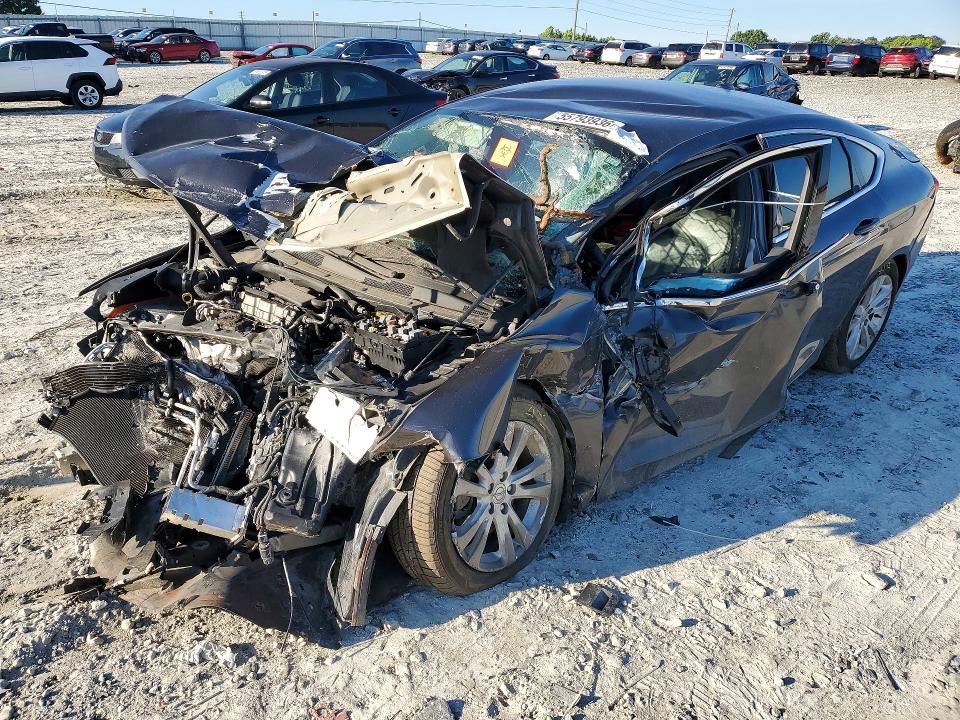 CHRYSLER 200 2017 with VIN 1C3CCCAB5HN511633 - Photo from auction