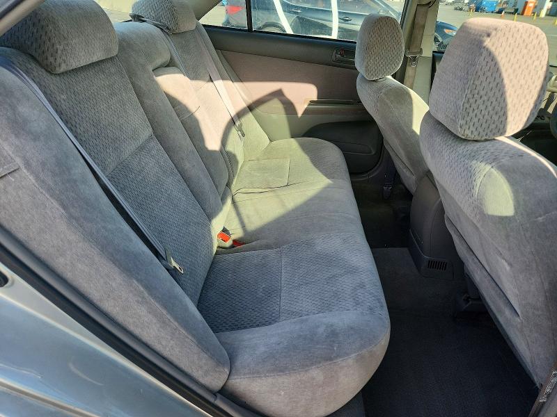 Photo 10 from auction – 2003 TOYOTA CAMRY with VIN 4T1BF32K43U047998