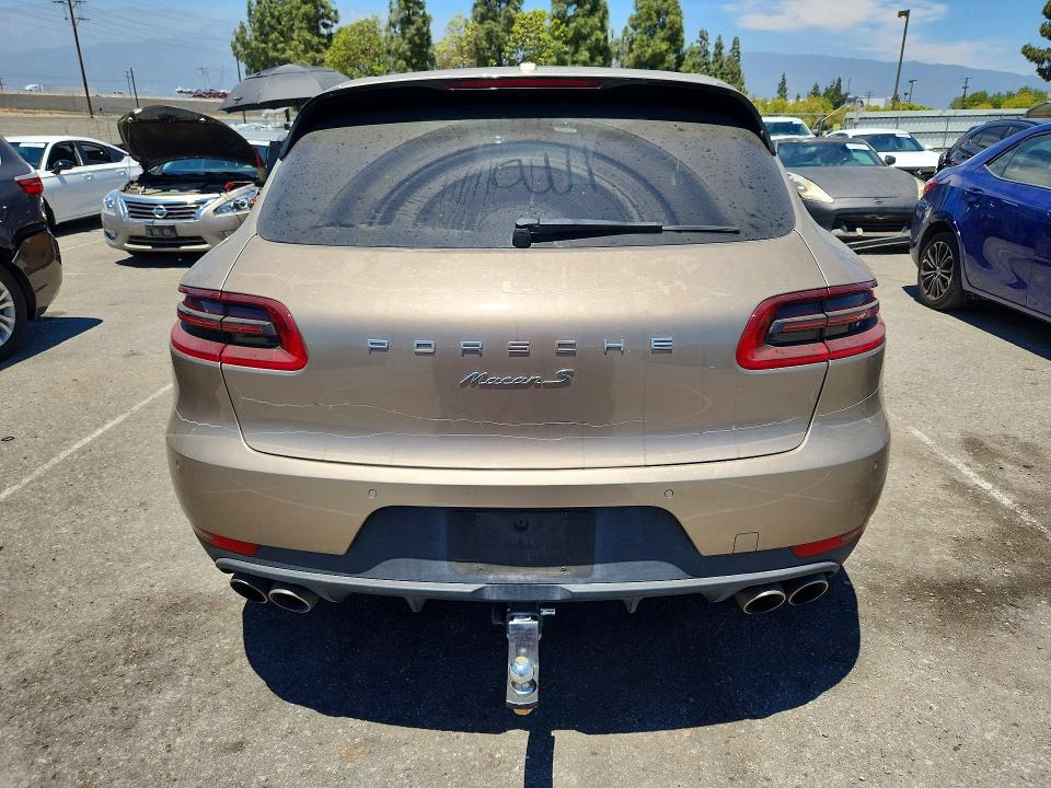 Photo 6 from auction – 2017 PORSCHE MACAN with VIN WP1AB2A51HLB10116