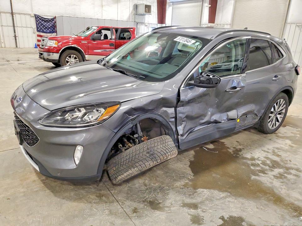 FORD ESCAPE 2022 with VIN 1FMCU9DZ4NUA62110 - Photo from auction