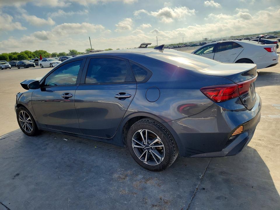 Photo 2 from auction – 2023 KIA FORTE with VIN 3KPF24AD7PE508299