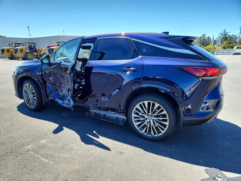 Photo 2 from auction – 2025 LEXUS RX with VIN JTJCJMGA6S2028308