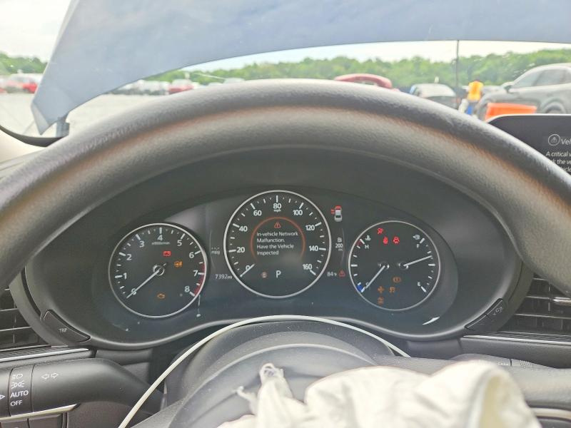 Foto 9 de la subasta – 2026 MAZDA 3 con VIN JM1BPAAL5T1860591