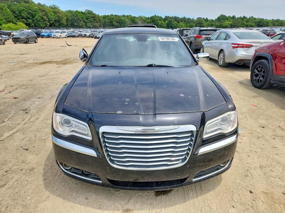 Photo 5 from auction – 2015 CHRYSLER 300 with VIN 2C3CCAET3EH285698