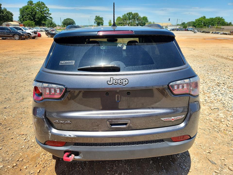 Photo 6 from auction – 2020 JEEP COMPASS with VIN 3C4NJDDB0LT122256