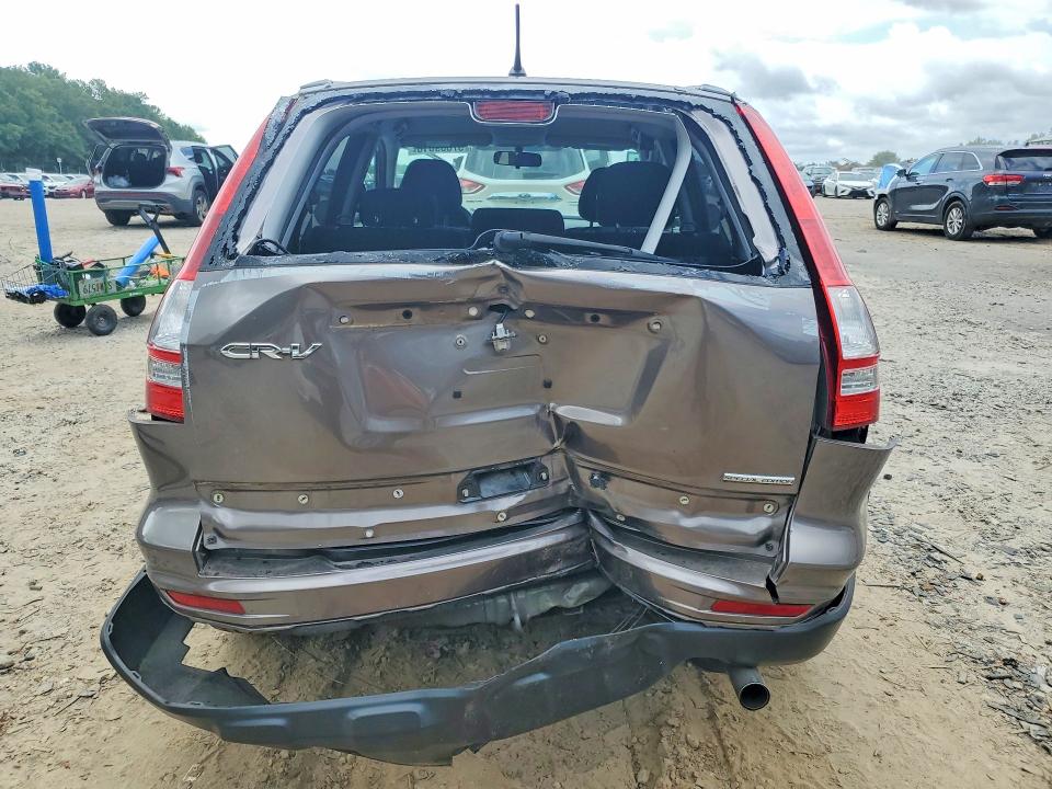 Photo 6 from auction – 2011 HONDA CR-V with VIN 5J6RE3H41BL046109