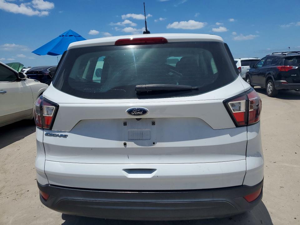 Photo 6 from auction – 2017 FORD ESCAPE with VIN 1FMCU0F74HUE71820