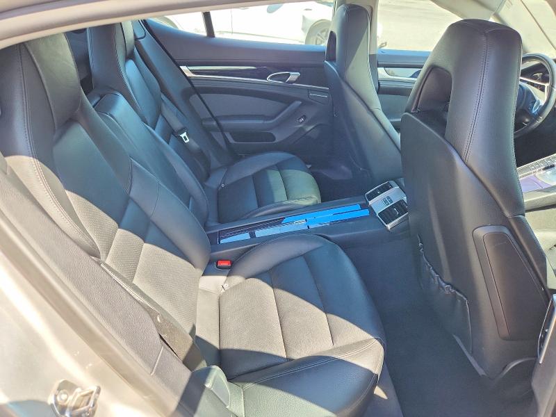 Photo 10 from auction – 2013 PORSCHE PANAMERA with VIN WP0AA2A75DL010312
