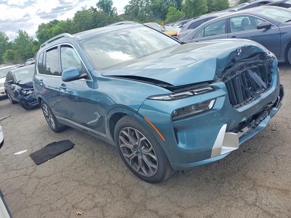 Photo 4 from auction – 2025 BMW X7 with VIN 5UX23EM02S9Z31149