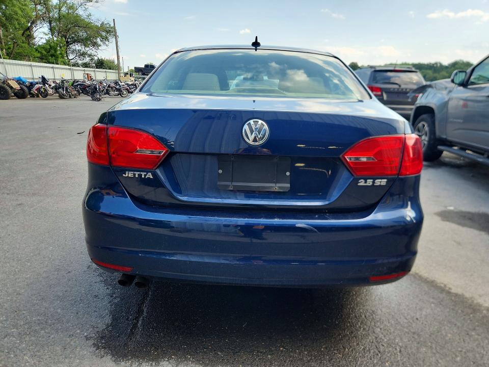 Photo 6 from auction – 2012 VOLKSWAGEN JETTA with VIN 3VWDP7AJ0CM071923
