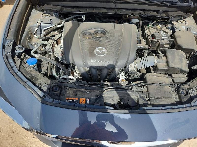 Photo 11 from auction – 2022 MAZDA CX-30 with VIN 3MVDMBCLXNM415627