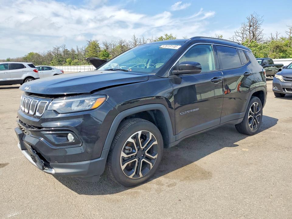 JEEP COMPASS 2022 with VIN 3C4NJDCB6NT212595 - Photo from auction