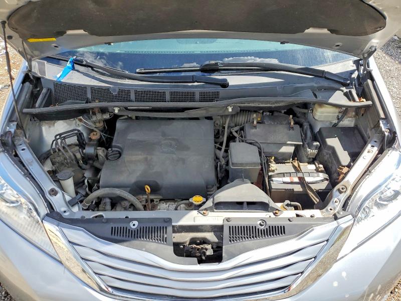Photo 12 from auction – 2016 TOYOTA SIENNA with VIN 5TDKK3DC8GS745367