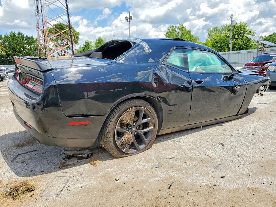 Photo 3 from auction – 2021 DODGE CHALLENGER with VIN 2C3CDZAG6MH603347