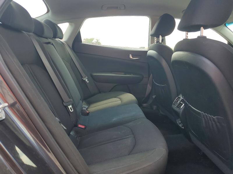 Photo 10 from auction – 2017 KIA OPTIMA with VIN KNAGT4LCXH5007505