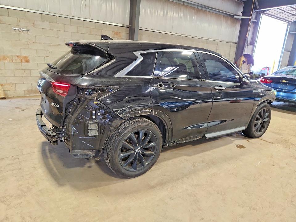 Photo 3 from auction – 2019 INFINITI QX50 with VIN 3PCAJ5M30KF145563