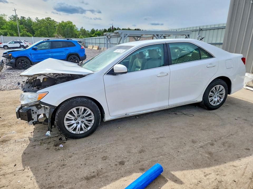 TOYOTA CAMRY 2014 with VIN 4T1BF1FK4EU407661 - Photo from auction