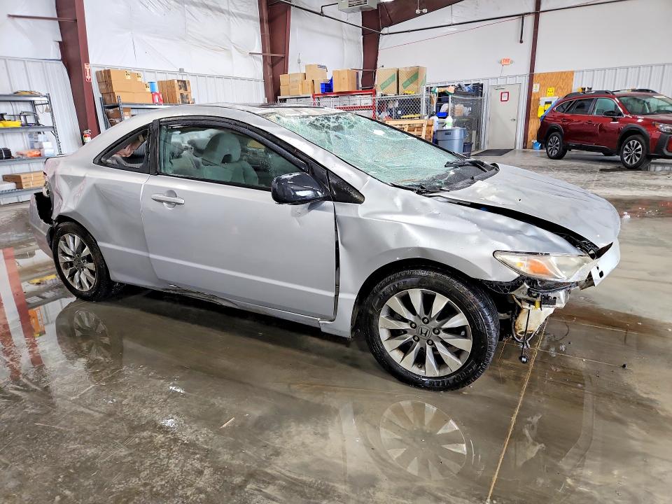 Photo 4 from auction – 2009 HONDA CIVIC with VIN 2HGFG12829H538515