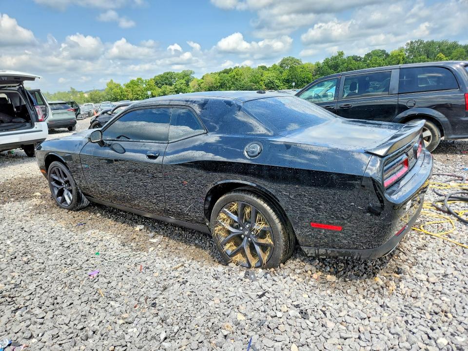 Photo 2 from auction – 2023 DODGE CHALLENGER with VIN 2C3CDZAG3PH693125