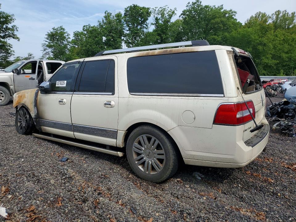 Photo 2 from auction – 2008 LINCOLN NAVIGATOR with VIN 5LMFL28508LJ17836