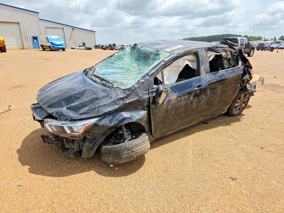 NISSAN VERSA 2022 with VIN 3N1CN8EVXNL871275 - Photo from auction