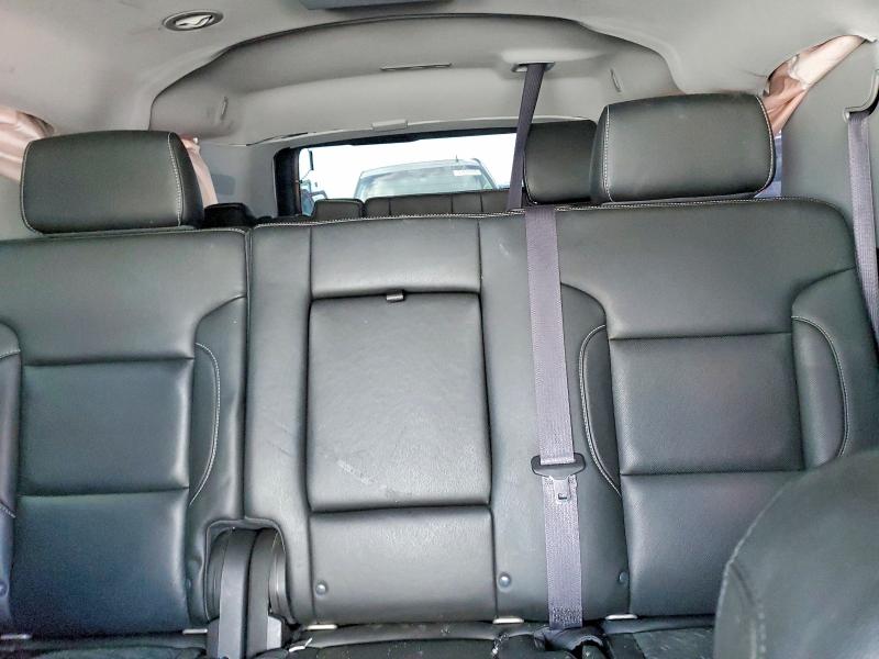 Photo 10 from auction – 2017 CHEVROLET SUBURBAN with VIN 1GNSKJKC6HR173049