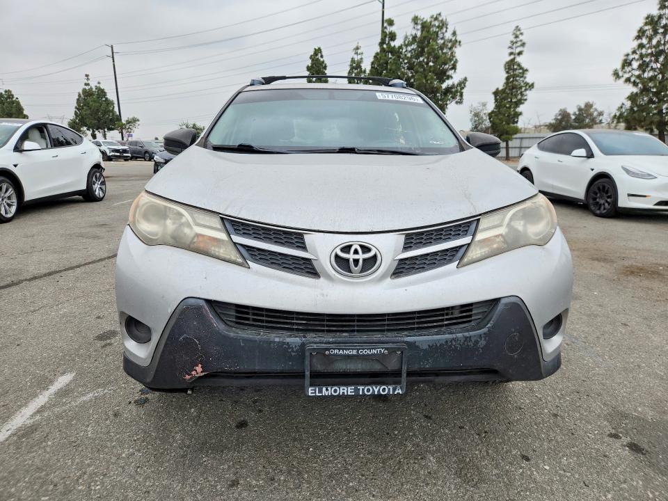 Photo 5 from auction – 2014 TOYOTA RAV4 with VIN JTMZFREV5EJ004626