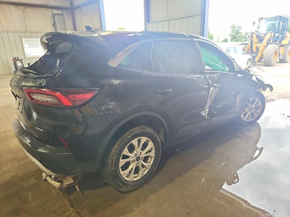 Photo 3 from auction – 2024 FORD ESCAPE with VIN 1FMCU9GN8RUB02641