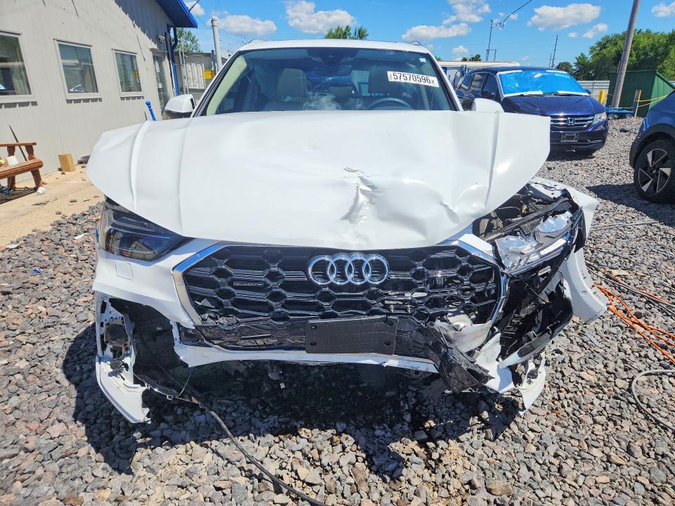Photo 5 from auction – 2024 AUDI Q5 with VIN WA1FAAFY8R2024276