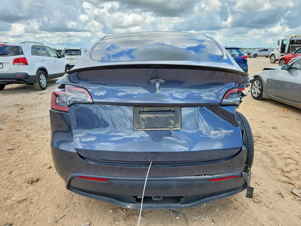 Photo 6 from auction – 2022 TESLA MODEL Y with VIN 7SAYGDEF4NF392561