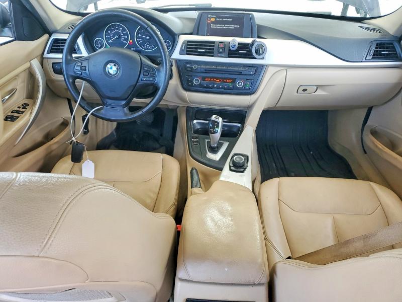 Photo 8 from auction – 2014 BMW 320 with VIN WBA3B1C55EP678596