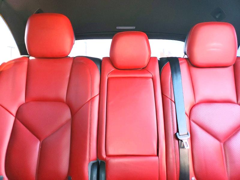 Photo 10 from auction – 2016 PORSCHE CAYENNE with VIN WP1AA2A22GLA09741