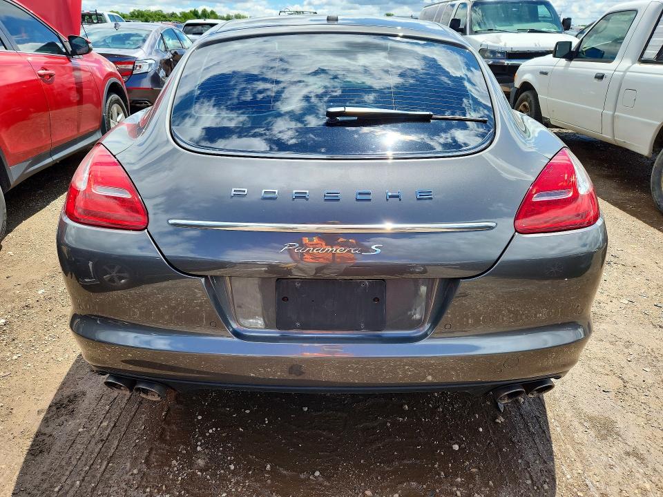 Photo 6 from auction – 2013 PORSCHE PANAMERA with VIN WP0AD2A7XDL045256