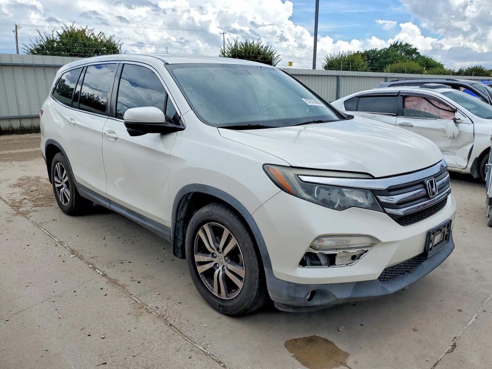 Photo 4 from auction – 2017 HONDA PILOT with VIN 5FNYF5H59HB010702