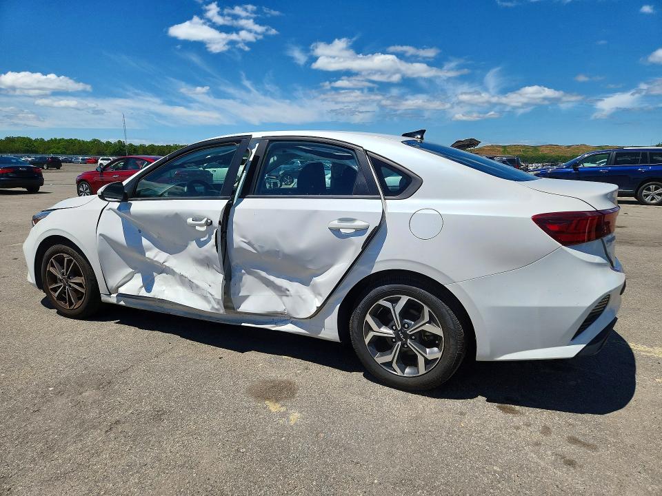 Photo 2 from auction – 2022 KIA FORTE with VIN 3KPF24AD7NE455505
