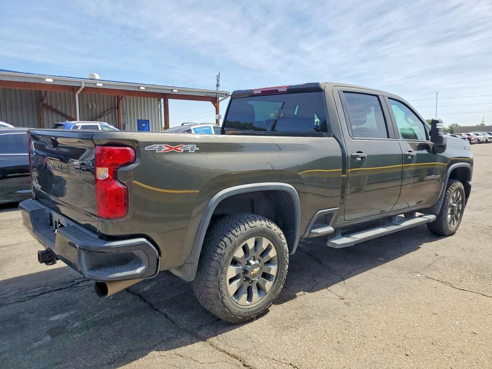 Photo 3 from auction – 2023 CHEVROLET SILVERADO with VIN 2GC4YMEY7P1705201