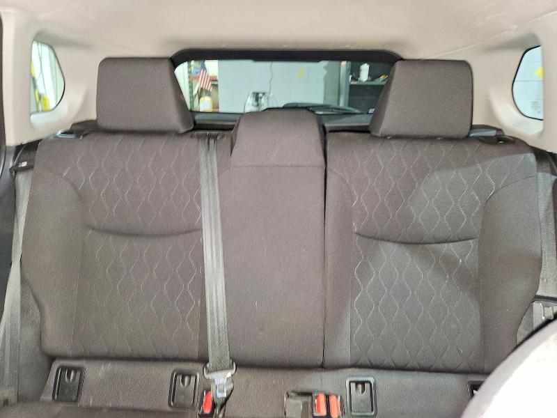 Photo 10 from auction – 2023 TOYOTA COROLLA CROSS with VIN 7MUBAABGXPV046728