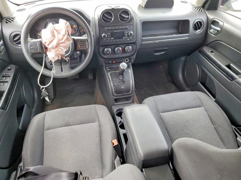 Photo 8 from auction – 2015 JEEP PATRIOT with VIN 1C4NJPBA4FD318786