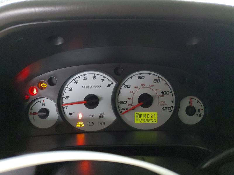 Photo 9 from auction – 2003 FORD ESCAPE with VIN 1FMYU03123KE14008