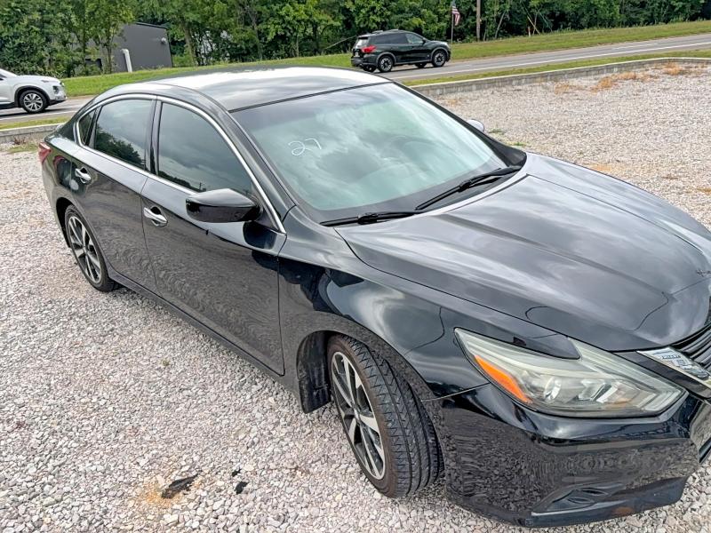 NISSAN ALTIMA 2018 with VIN 1N4AL3AP2JC152568 - Photo from auction