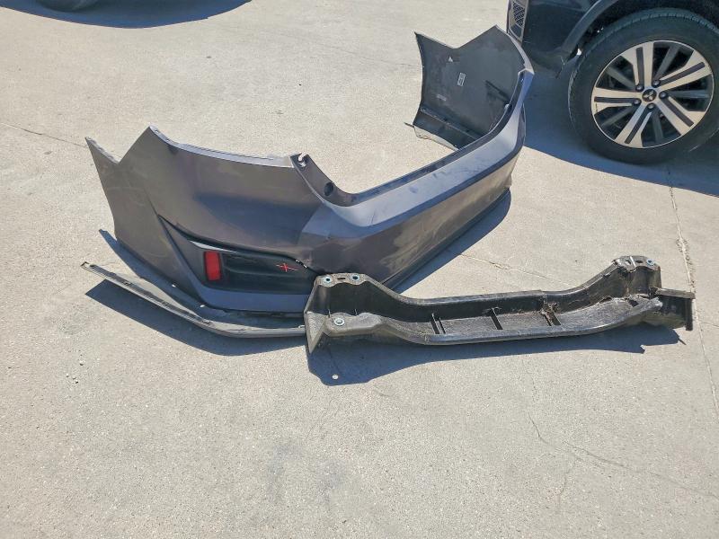 Photo 12 from auction – 2018 HONDA CLARITY with VIN JHMZC5F16JC019727